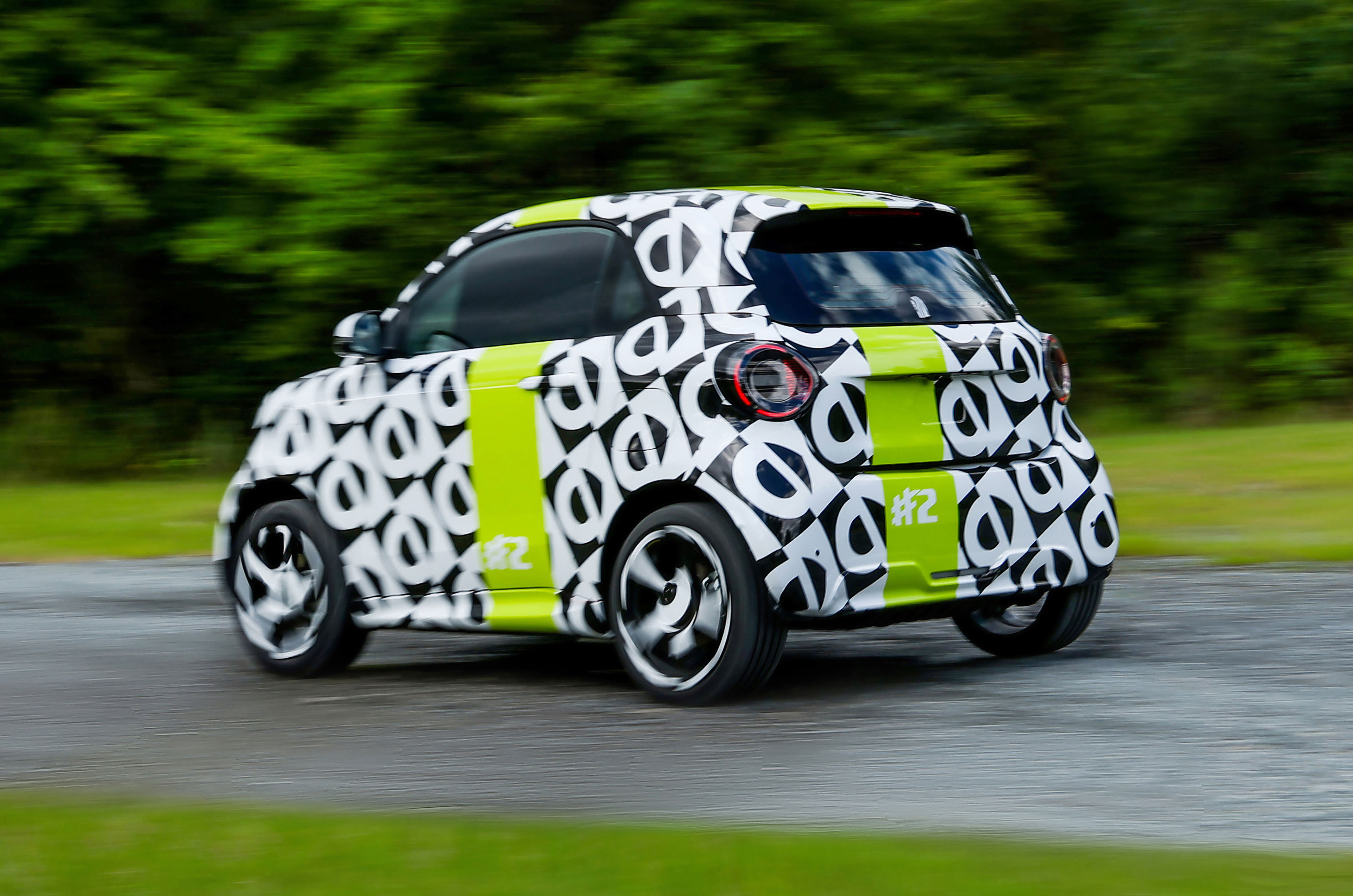 Smart #2 rear driving camouflaged