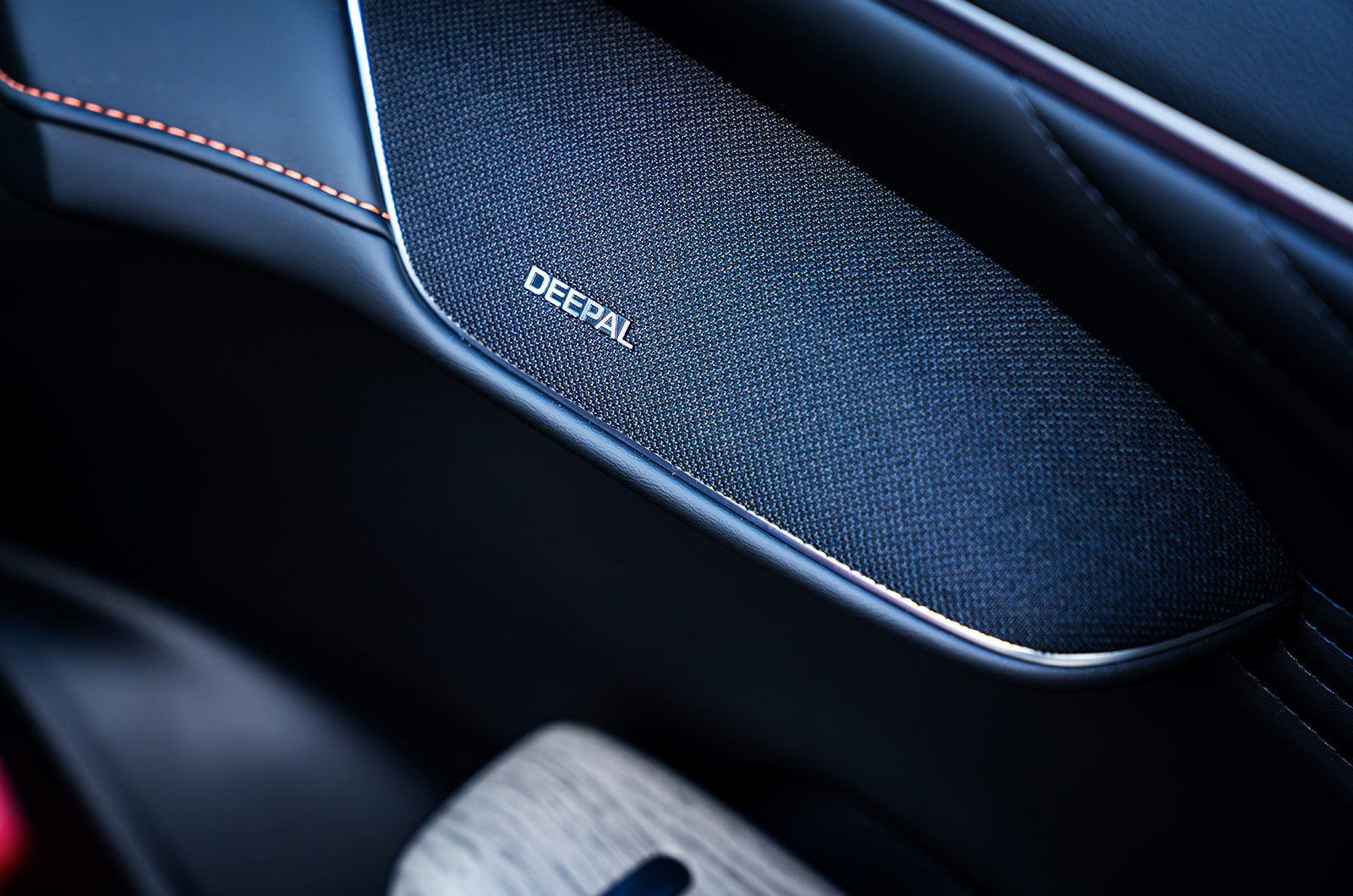 A detail shot of a Changan Deepal S07 speaker