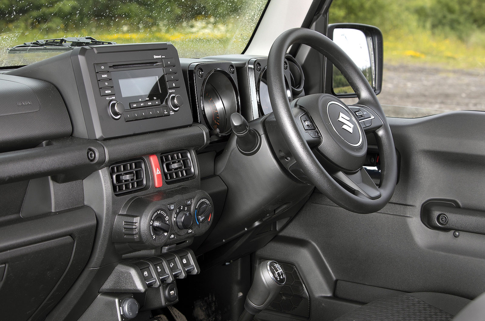 Suzuki Jimny LCV interior dashboard