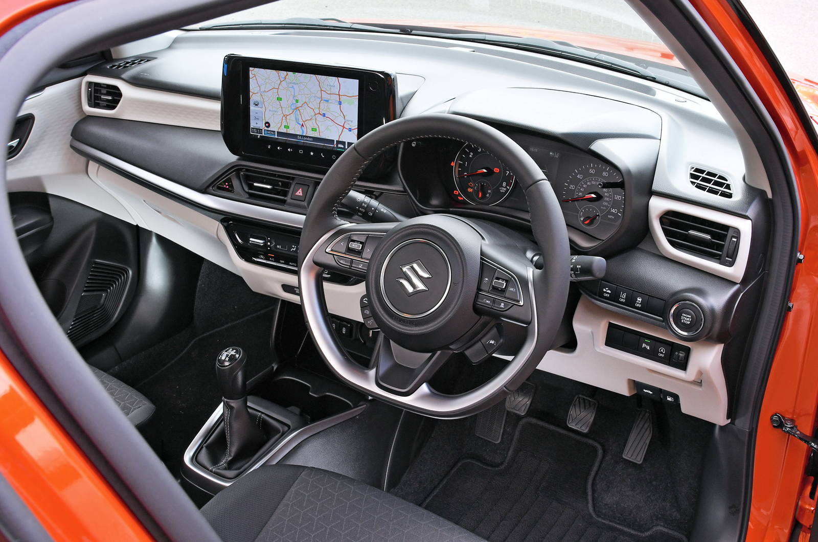 Suzuki Swift dashboard