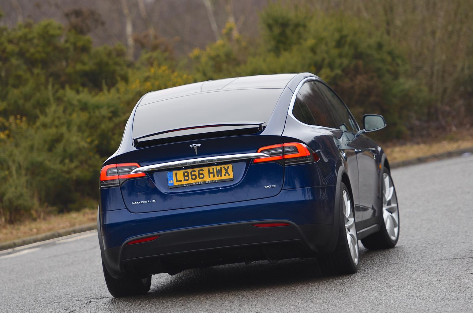 Used Tesla Model X 2016-present rear cornering
