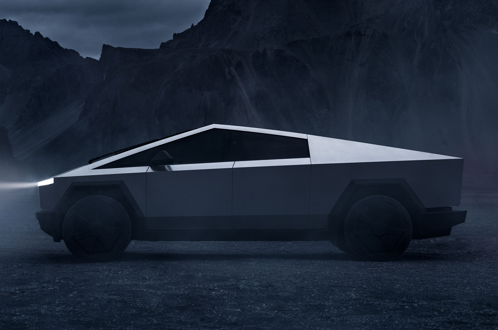 Tesla Cybertruck static side