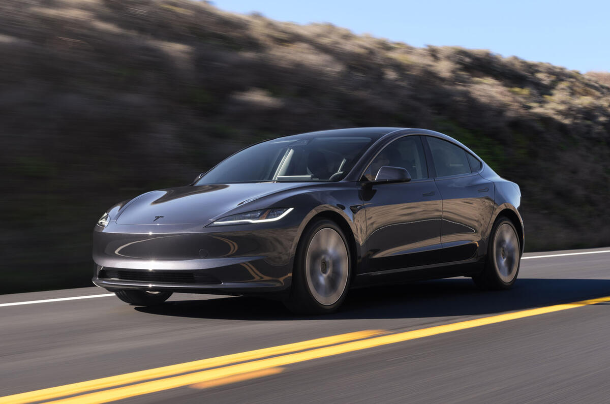 Tesla Model 3 Standard front driving