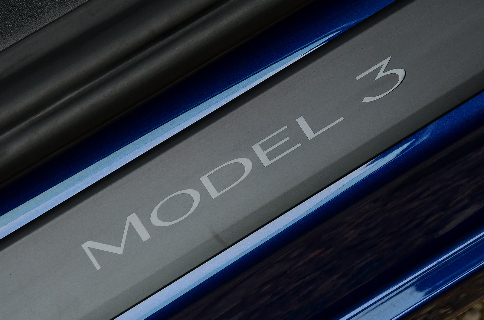 Tesla Model 3 2021 badge