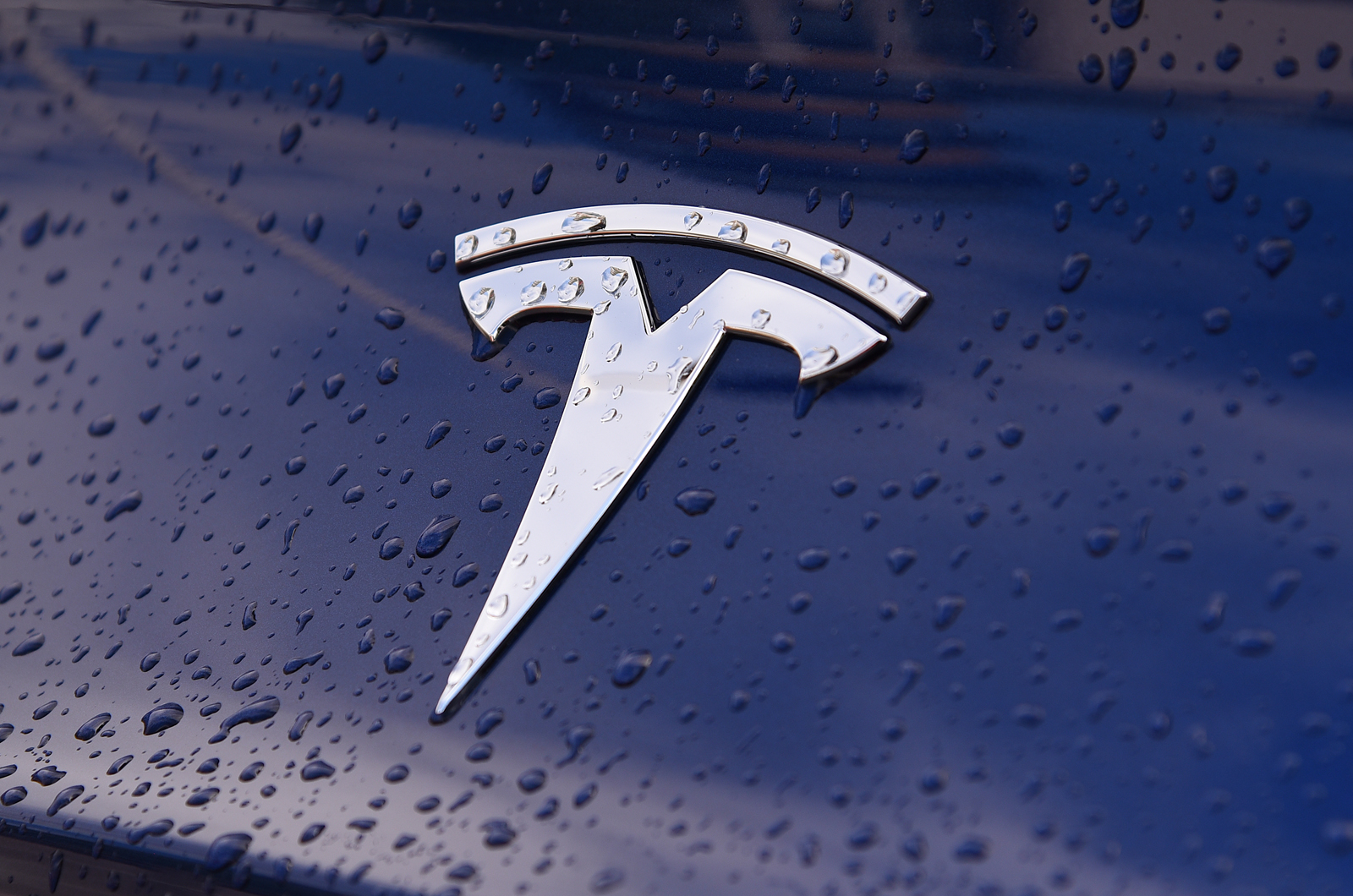 Tesla Model 3 2022 badge