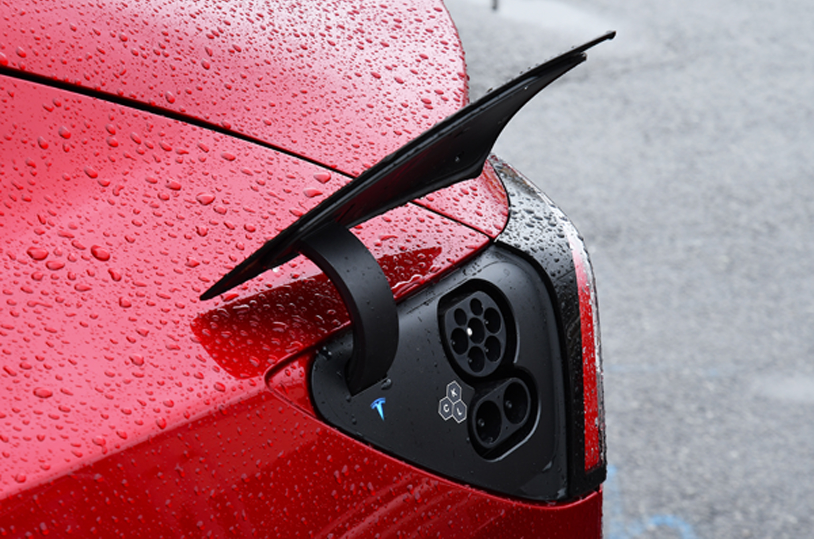 Tesla Model 3 charging port