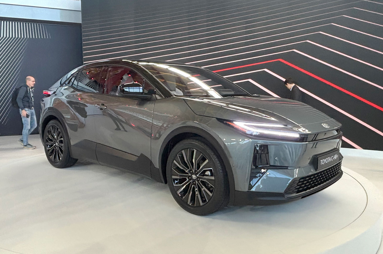 Toyota C-HR+ front static