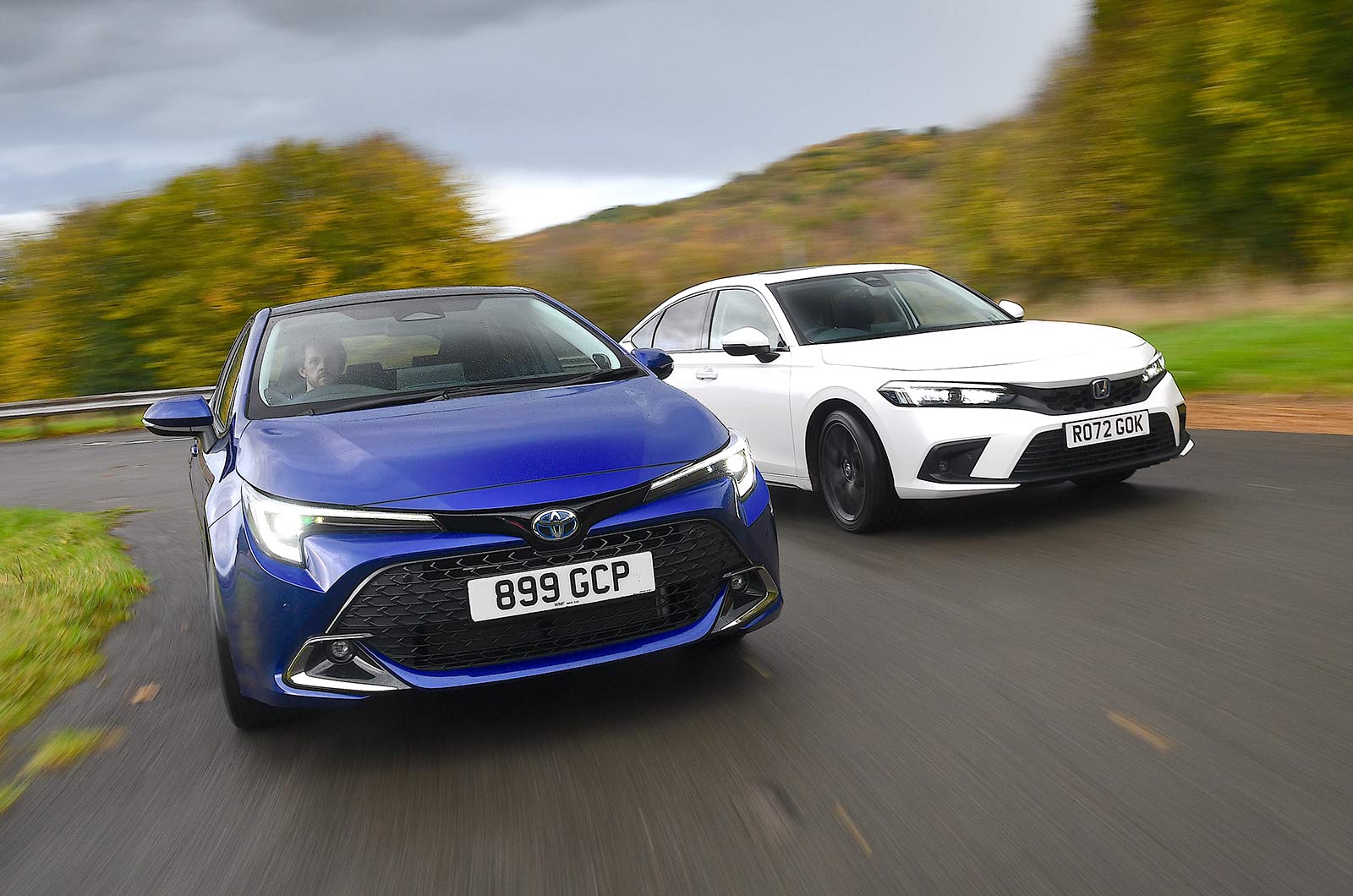 Honda Civic vs Toyota Corolla front driving