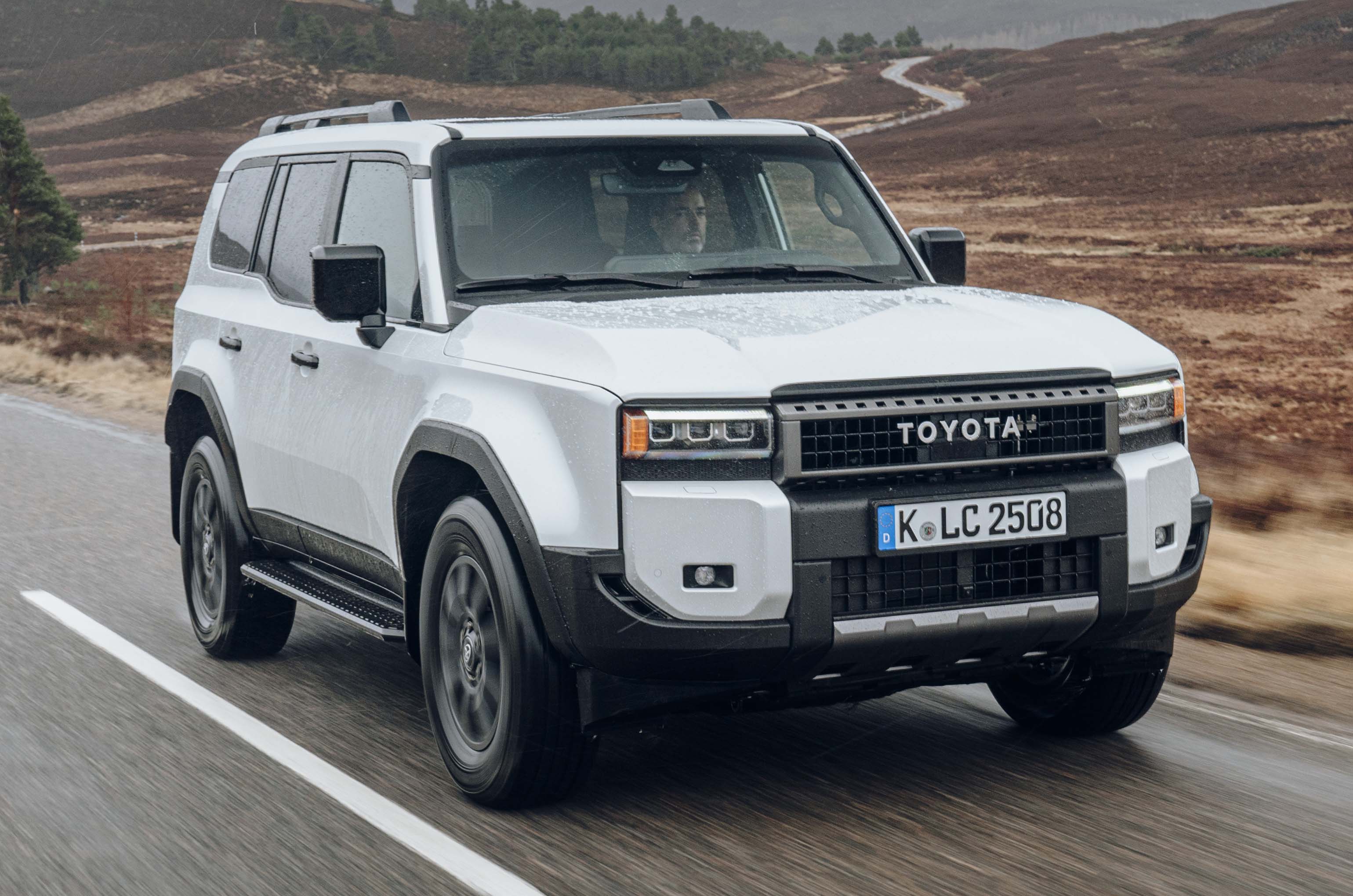 Toyota Land Cruiser front driving