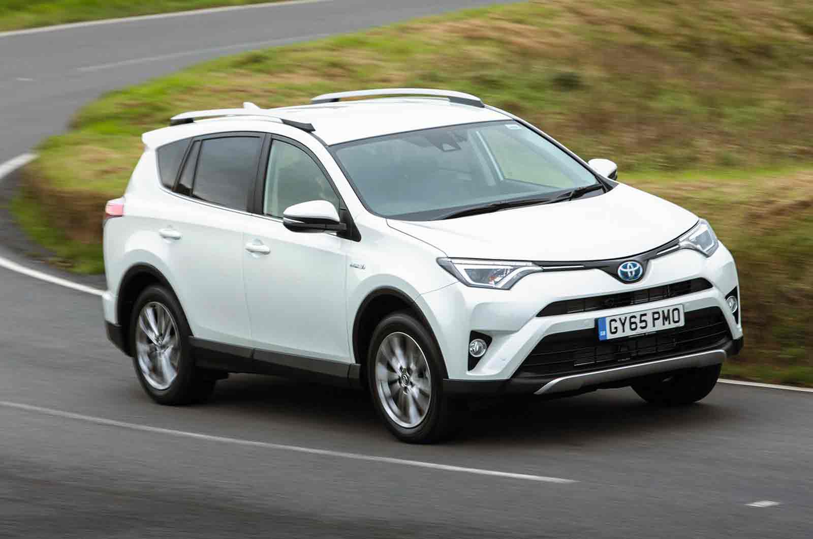 Toyota RAV4 hybrid front driving shot 2015