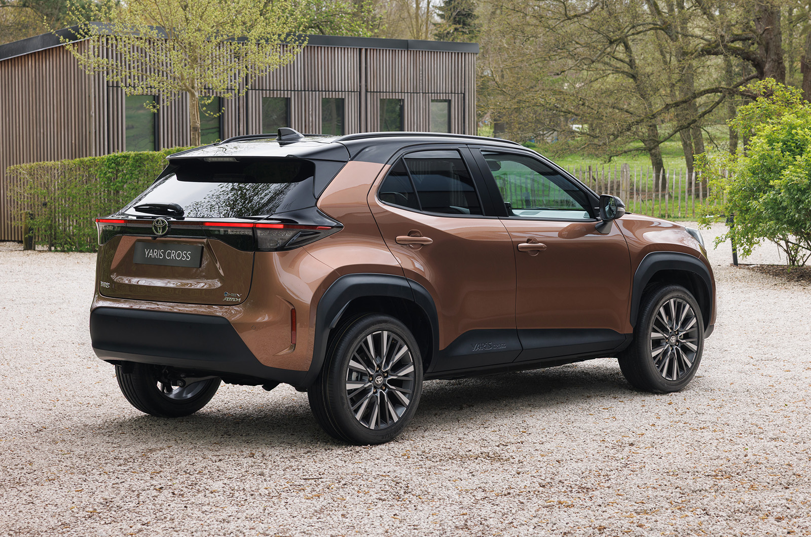 Toyota Yaris Cross rear static