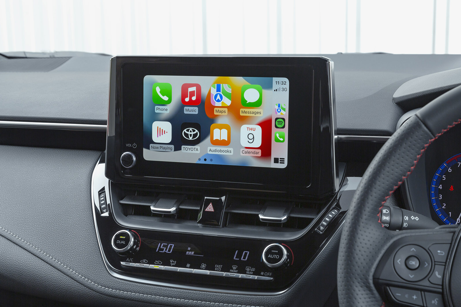 Used Toyota Corolla 2019-present infotainment detail
