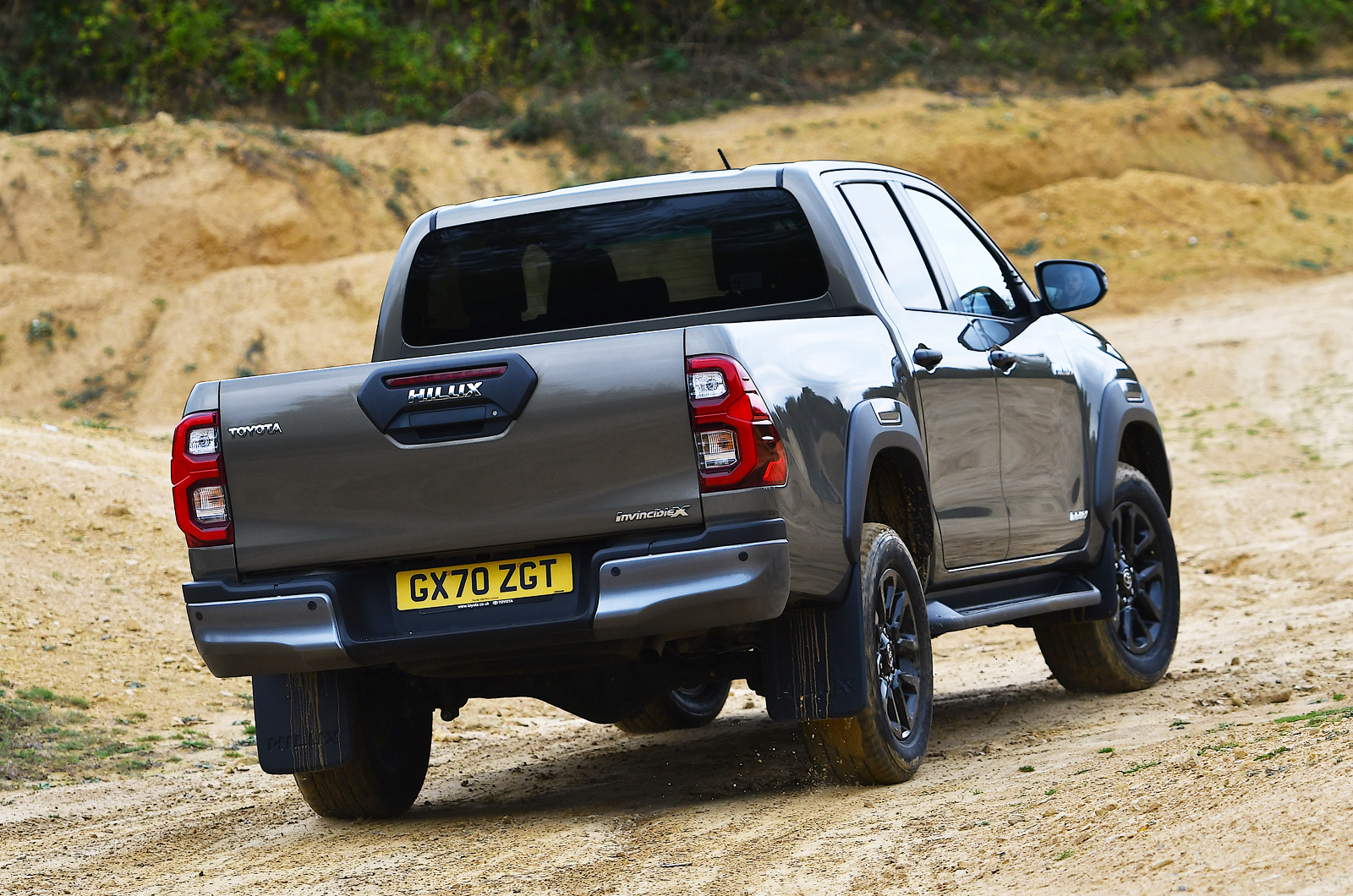 Toyota Hilux 2022 rear