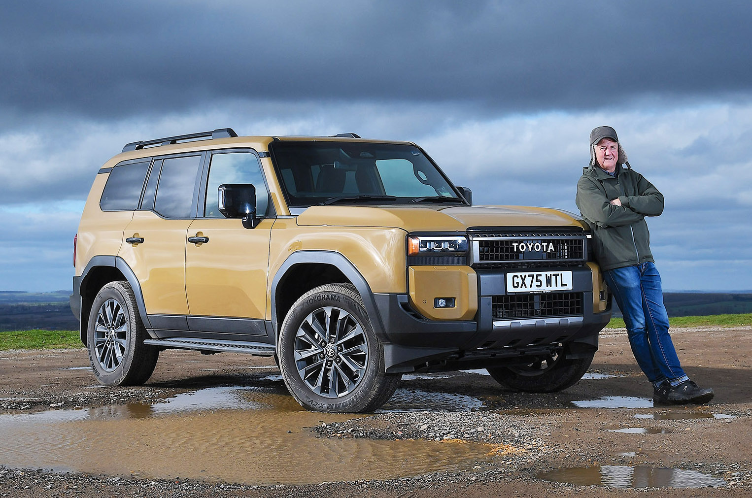Toyota Land Cruiser hello