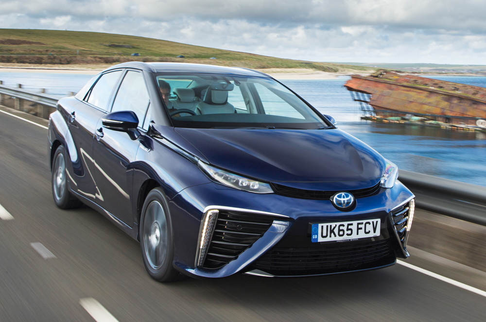 Toyota Mirai front