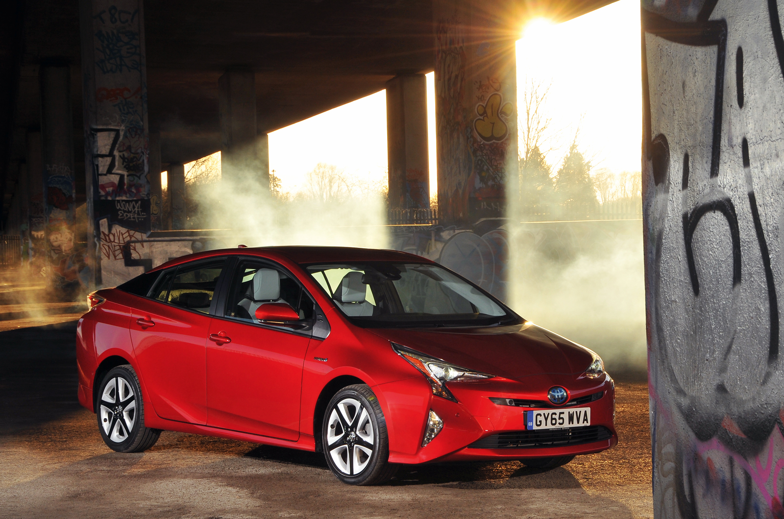 Toyota Prius front static
