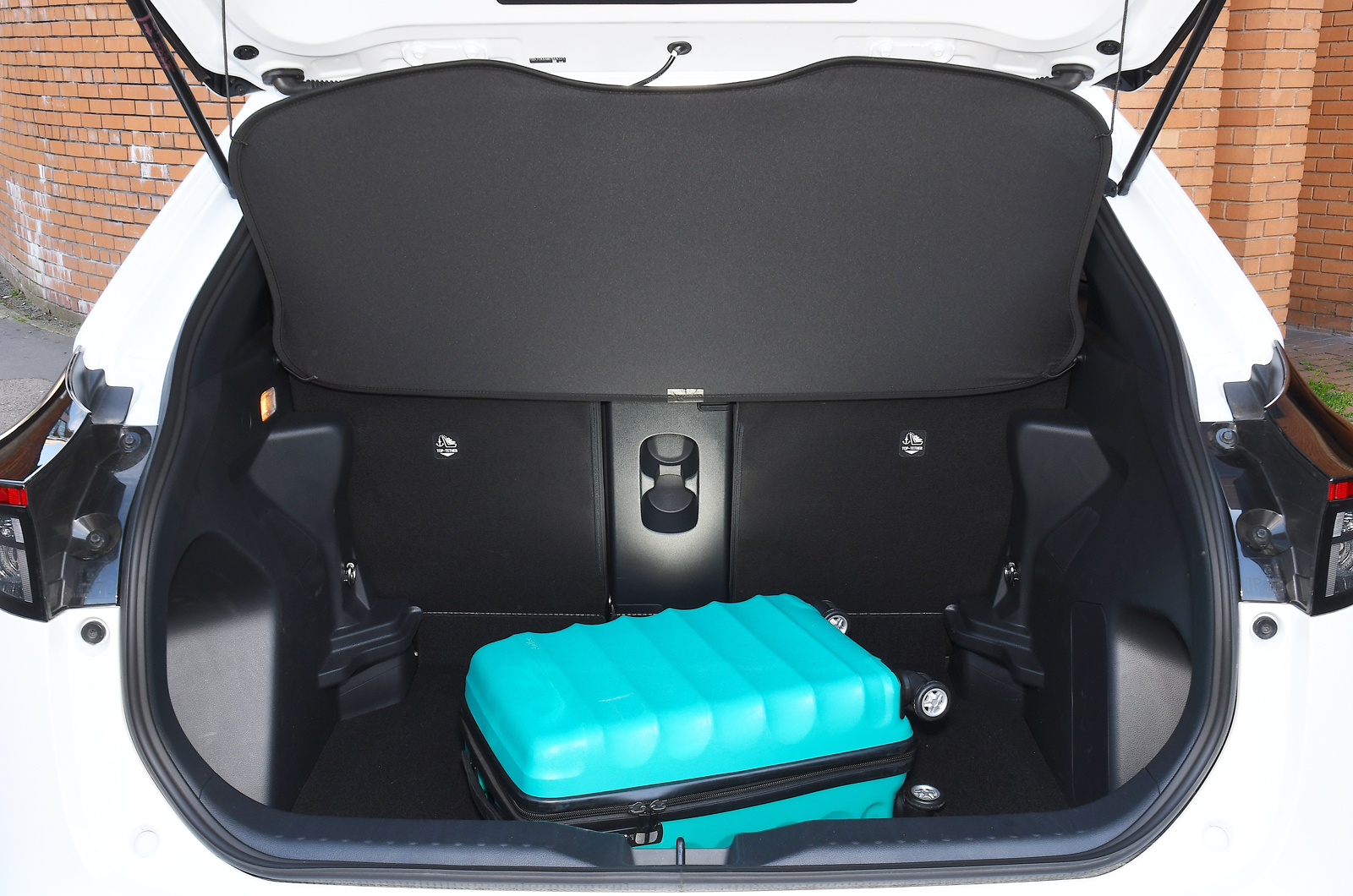 Toyota Yaris Cross boot
