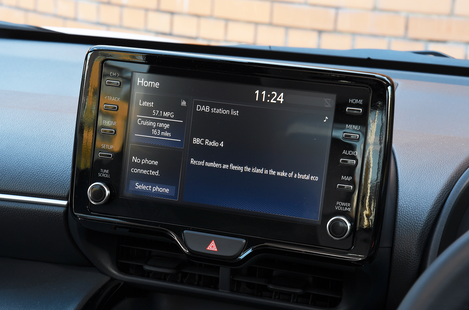 Toyota Yaris Cross touchscreen