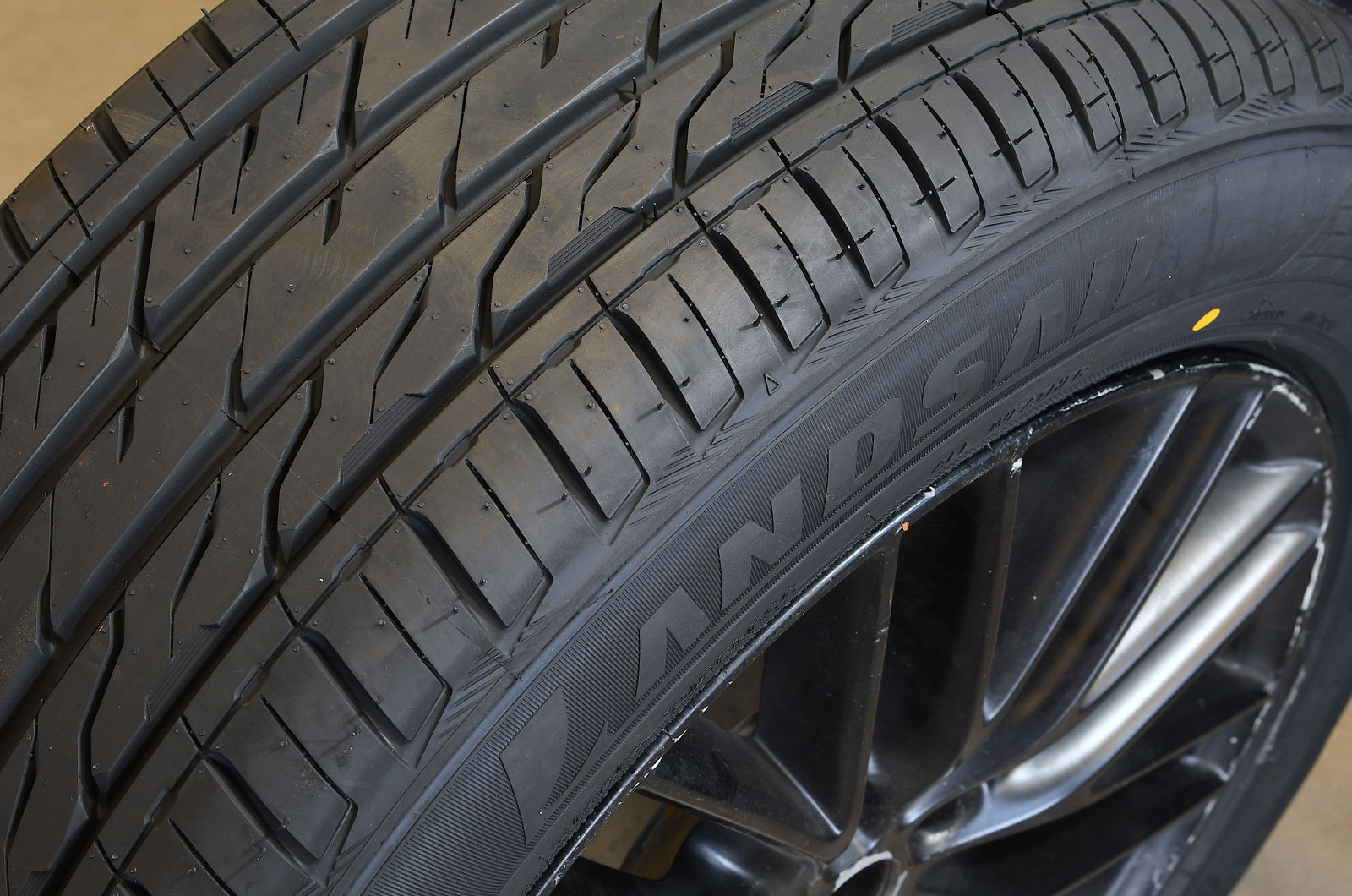Tyre-Testing-2024-Landsail-LS588