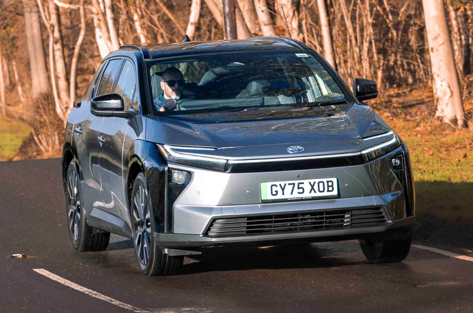 Toyota bZ4X front dynamic