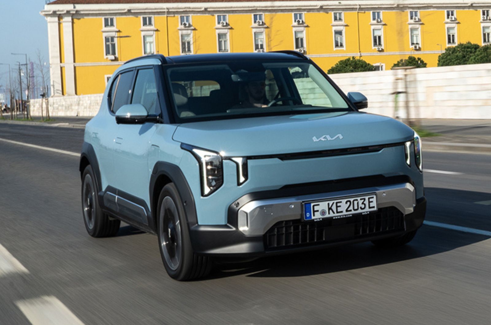 Kia EV2 front dynamic 