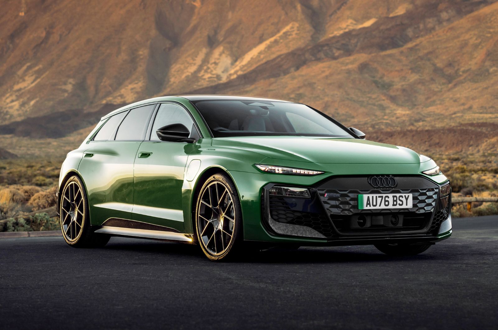 Audi RS6 render