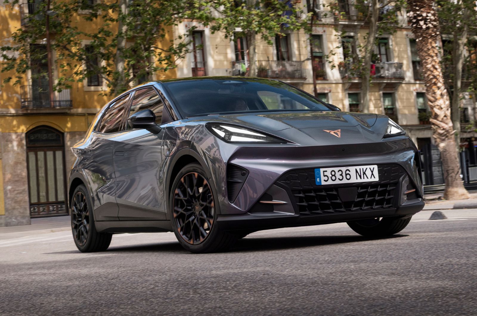 Cupra Raval front dynamic