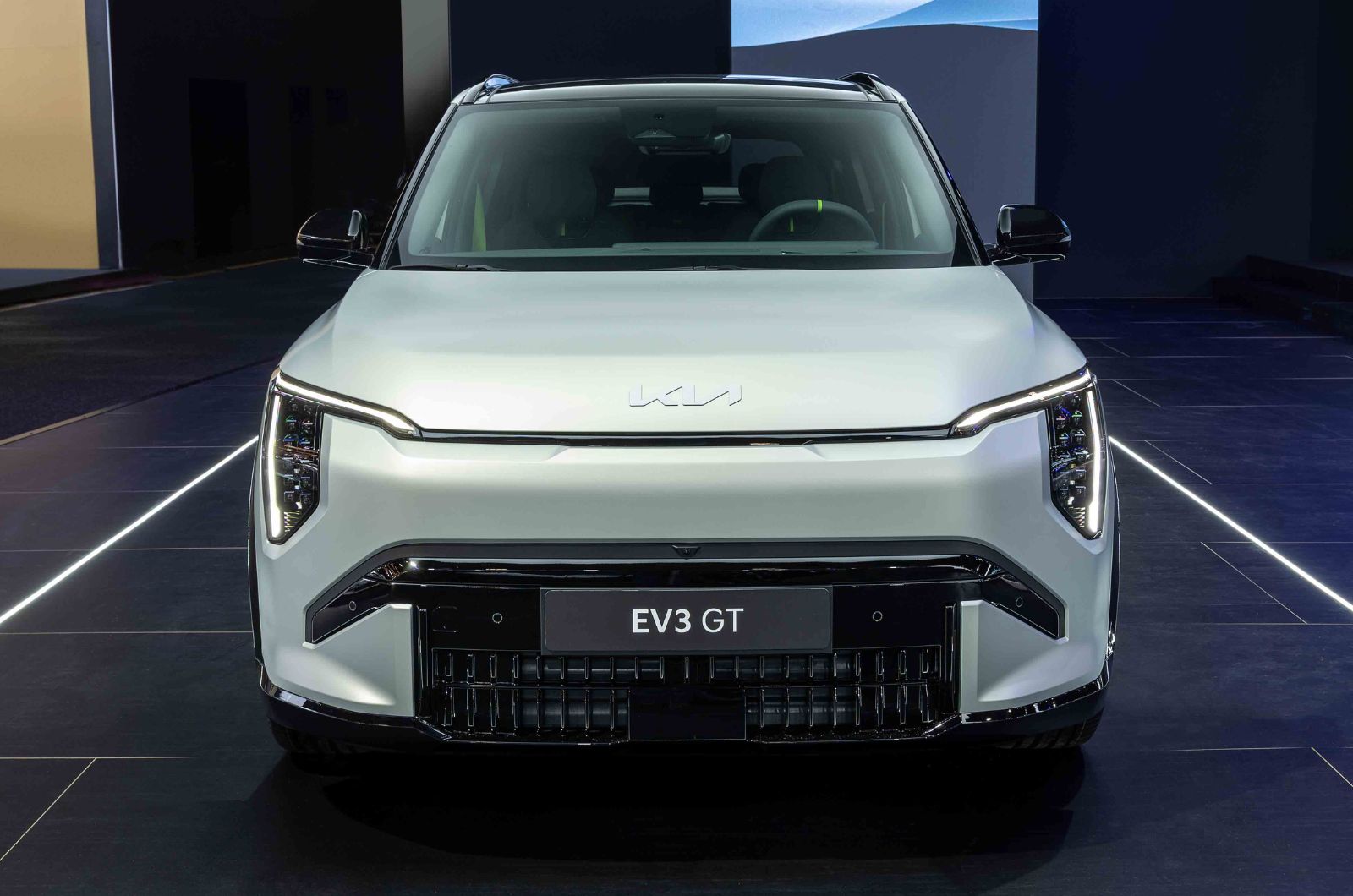 Kia EV3 GT static