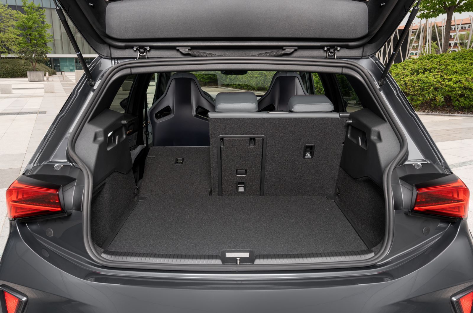 Cupra Born boot