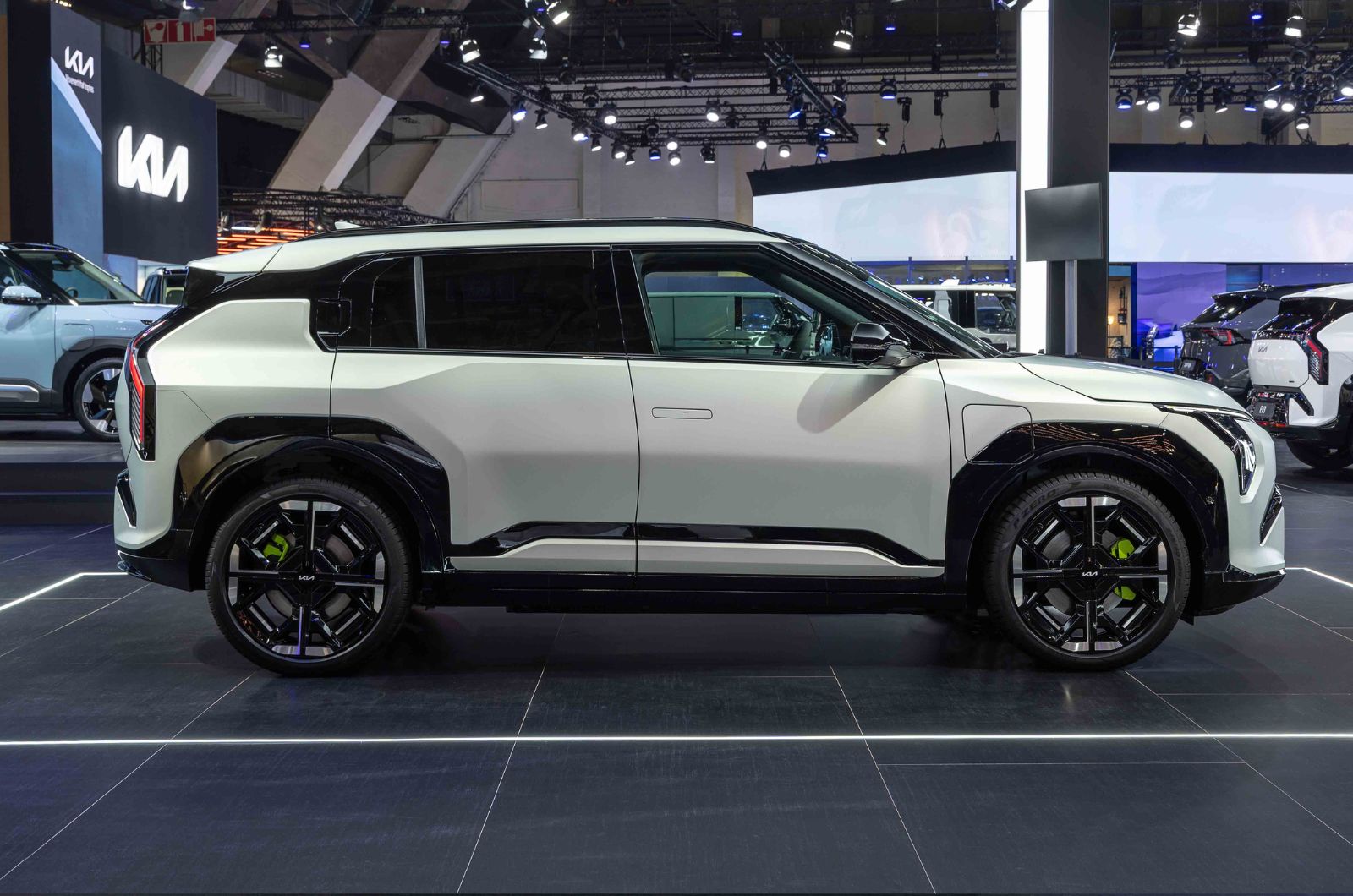 Kia EV3 GT static