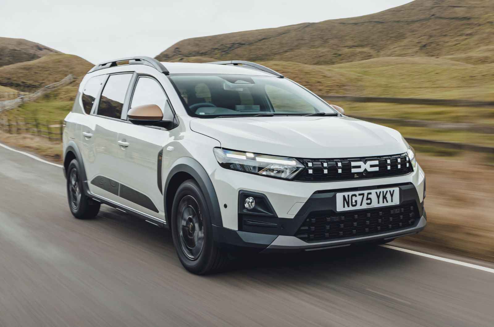 2026 Dacia Jogger front dynamic