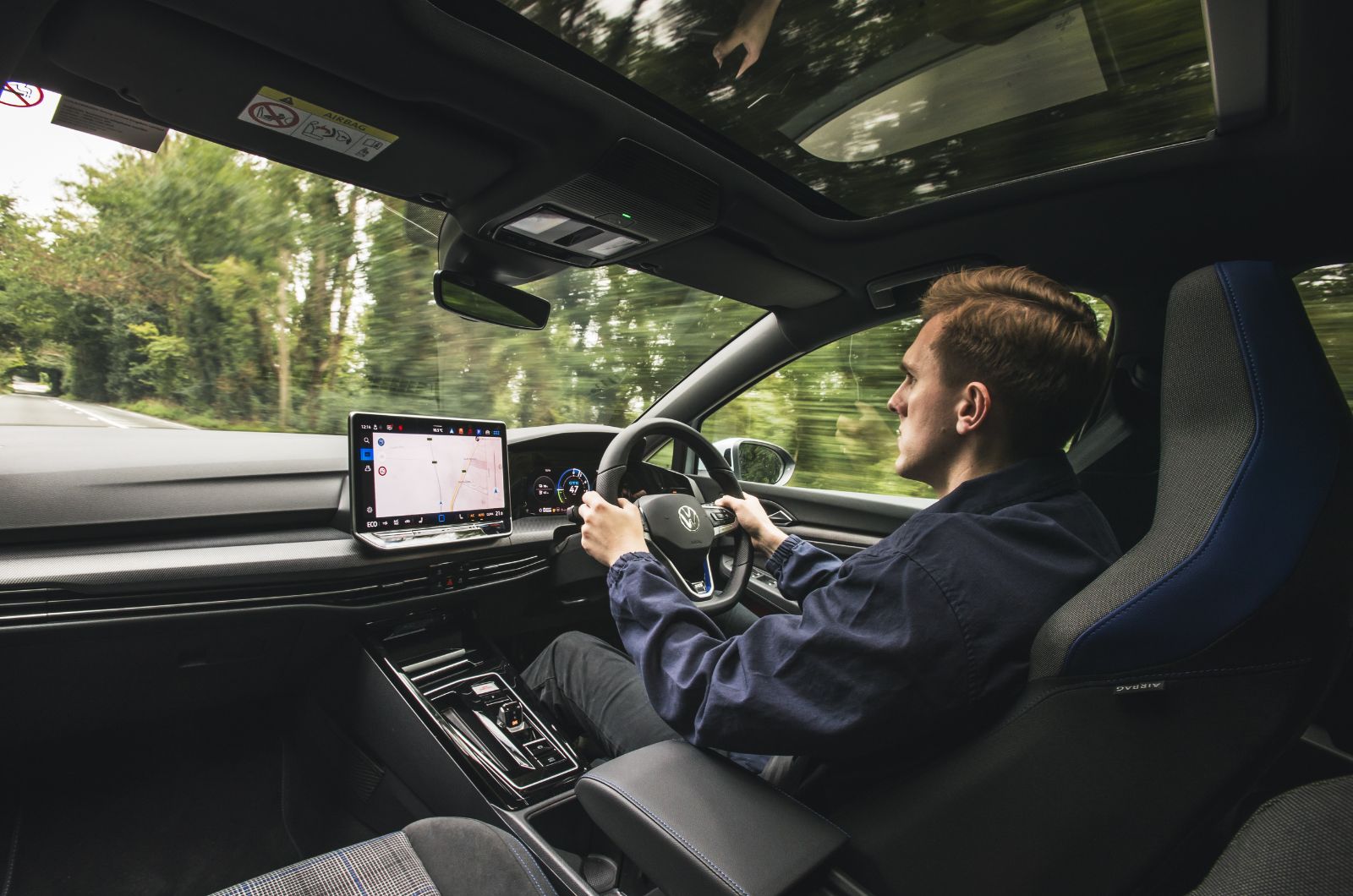 Volkswagen Golf GTE interior driving