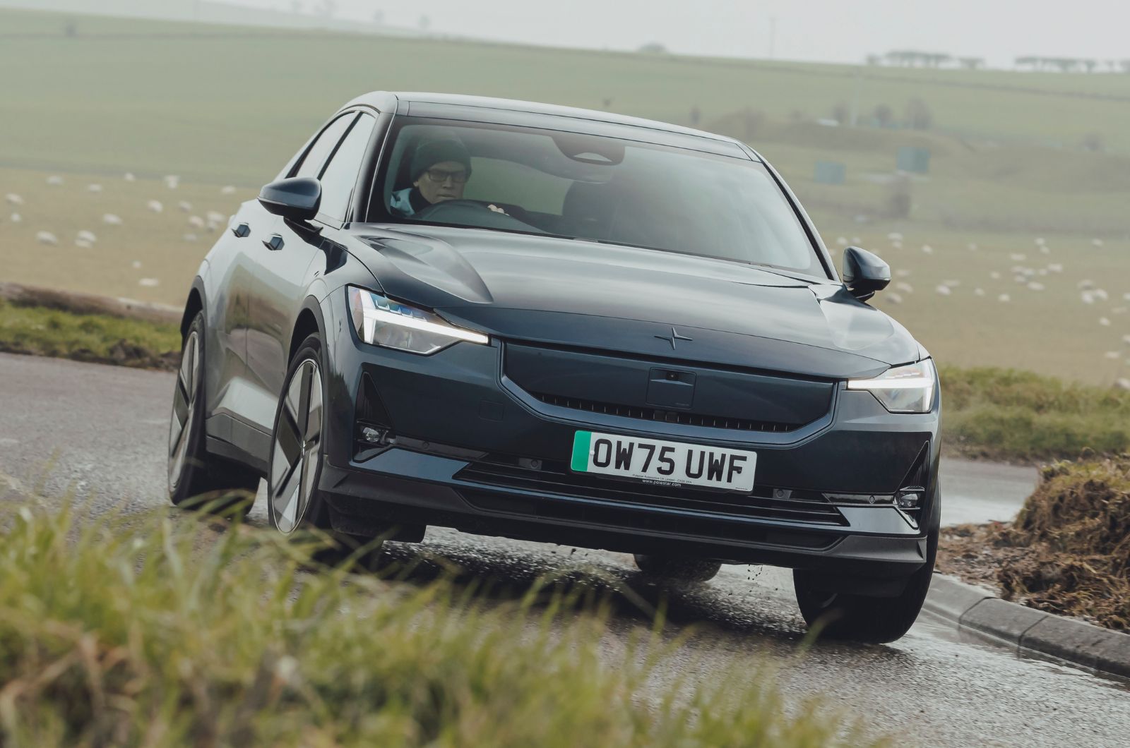 Polestar 2 front dynamic