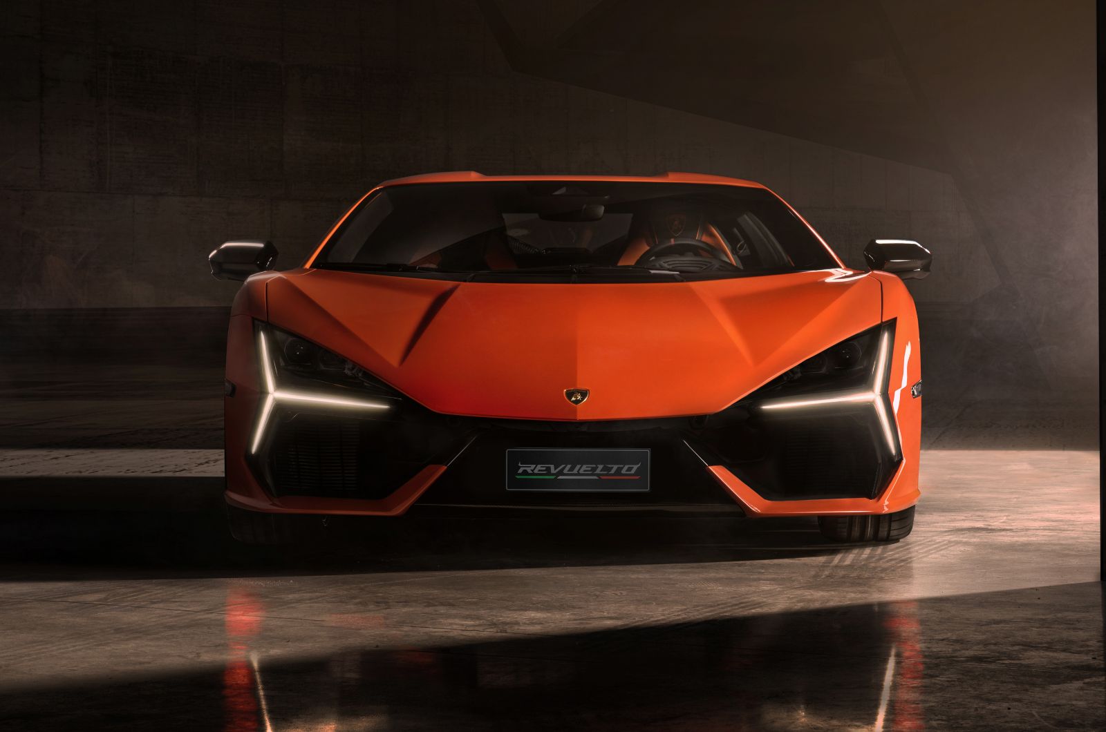 Lamborghini Revuelto