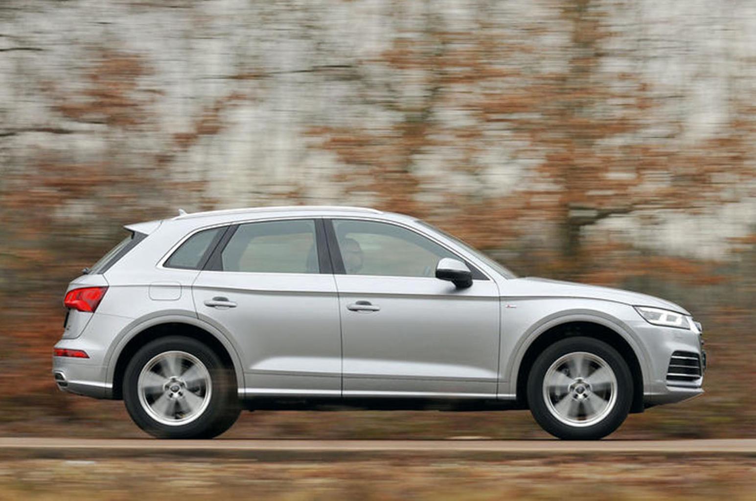 Used Audi Q5 2017-present side driving