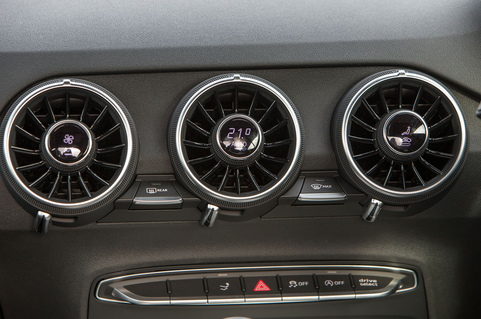 Used Audi TT Coupe 2014-2024 climate controls