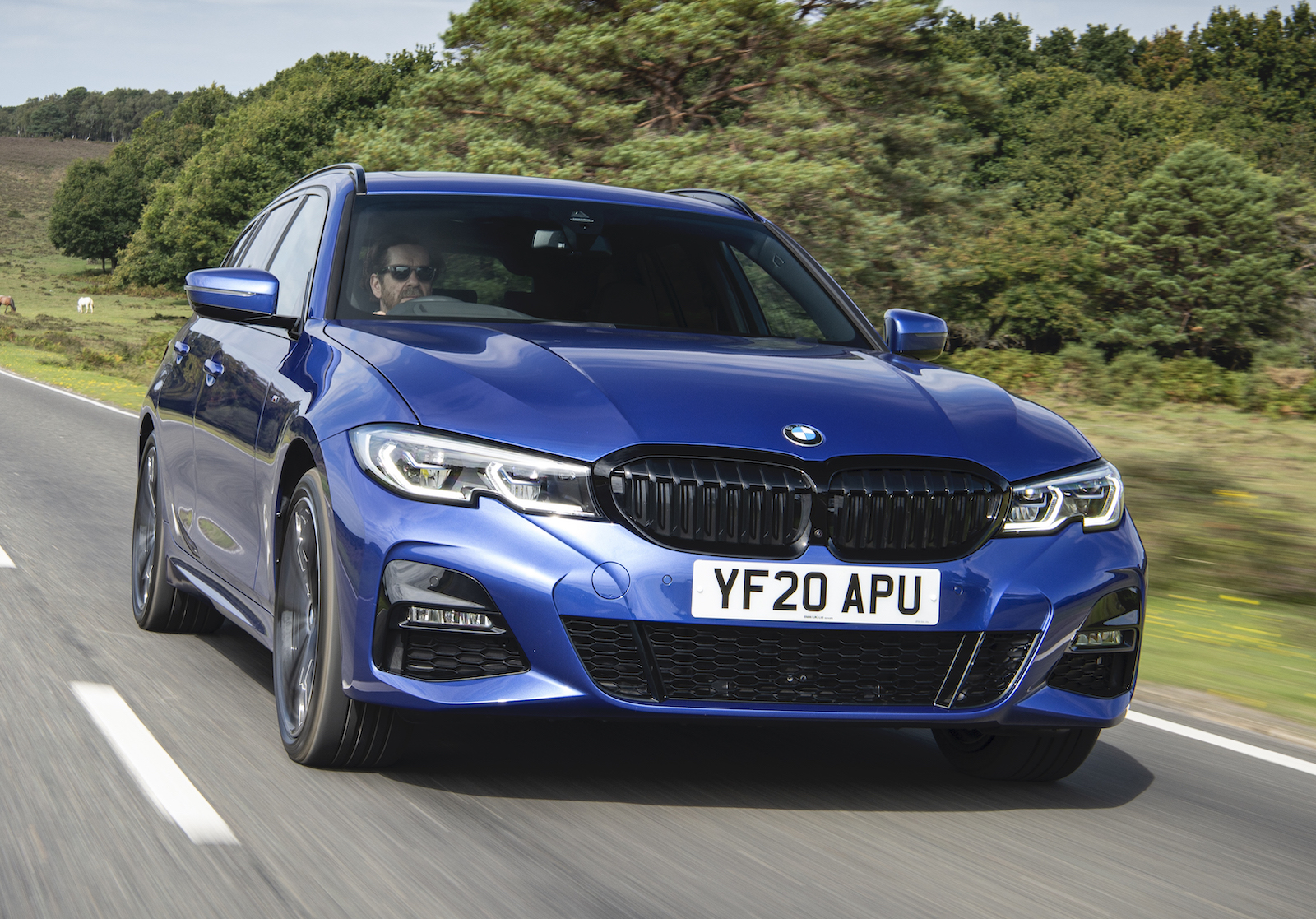 Used BMW 3 Series Touring 2019-present front tracking