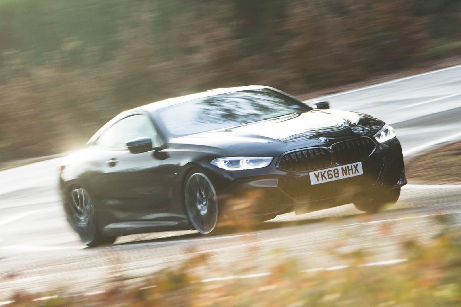 Used BMW 8 Series 2019-present front right tracking