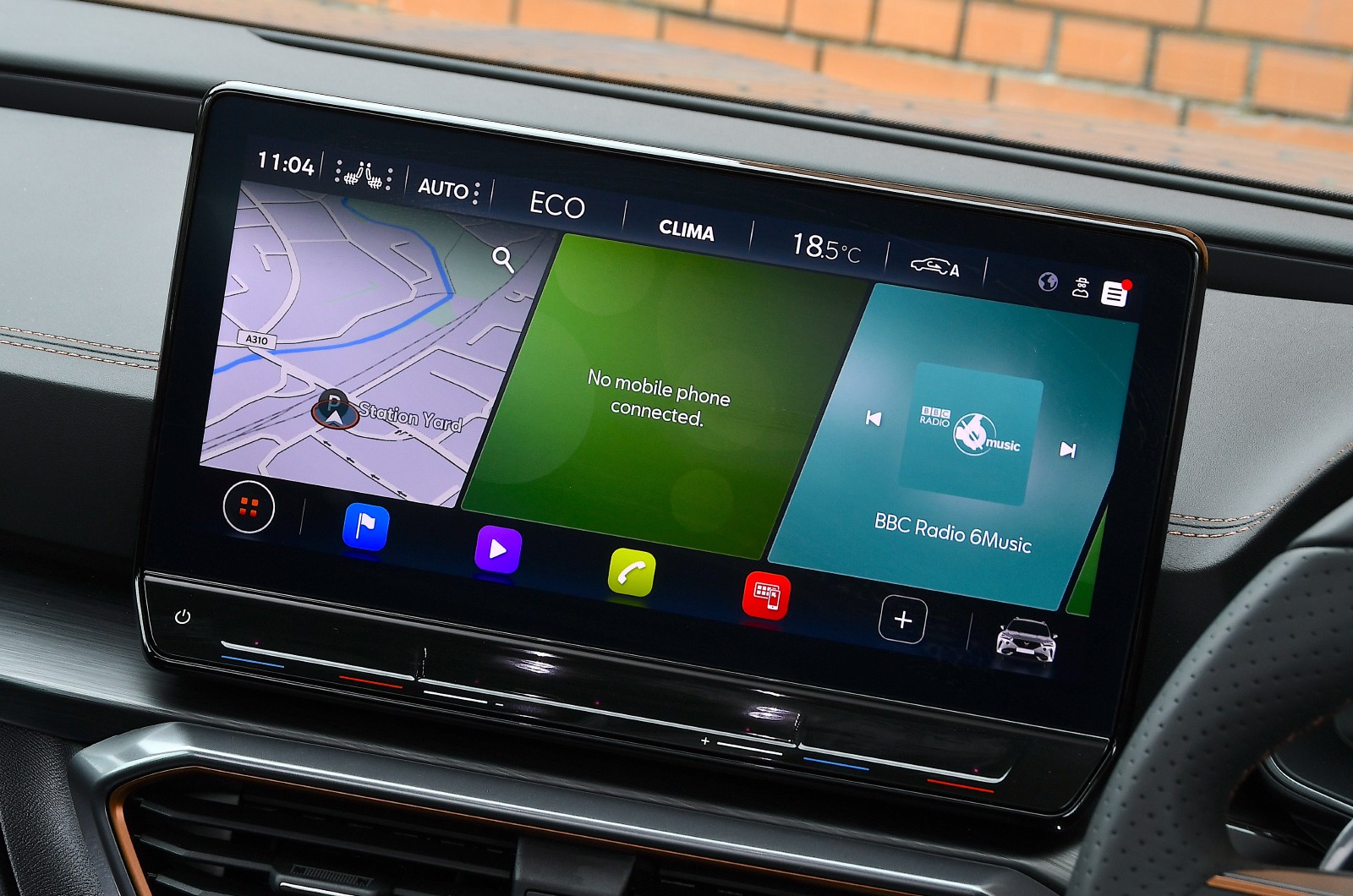 Used Cupra Formentor 2020-present infotainment
