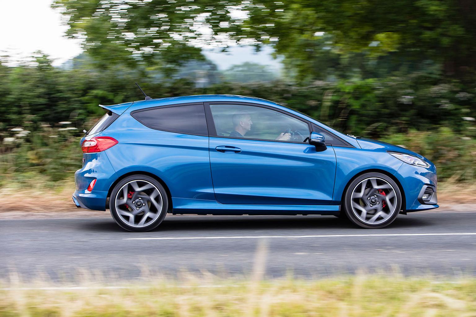 Used Ford Fiesta ST 2018-2024 side driving
