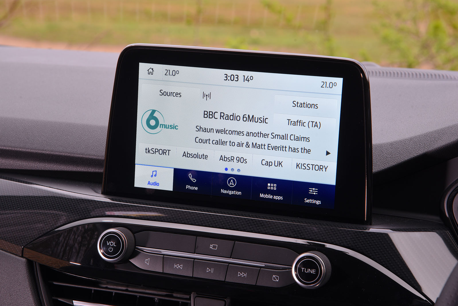 Used Ford Kuga 2020-present infotainment