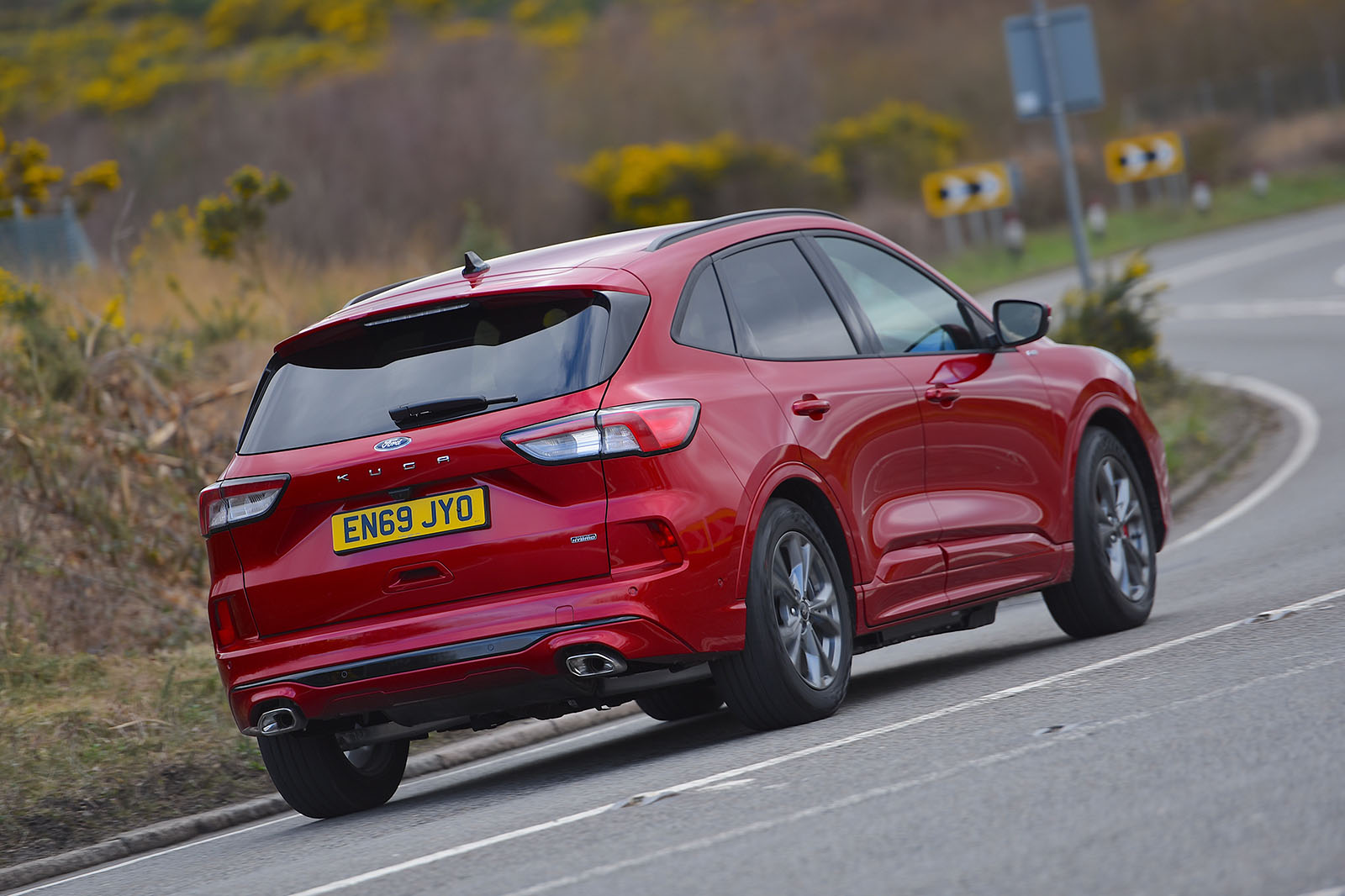 Used Ford Kuga 2020-present rear right tracking