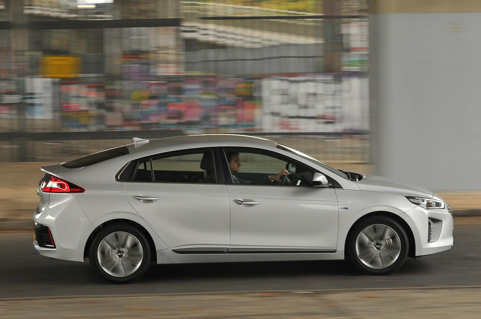 Used Hyundai Ioniq 2017-2022 side