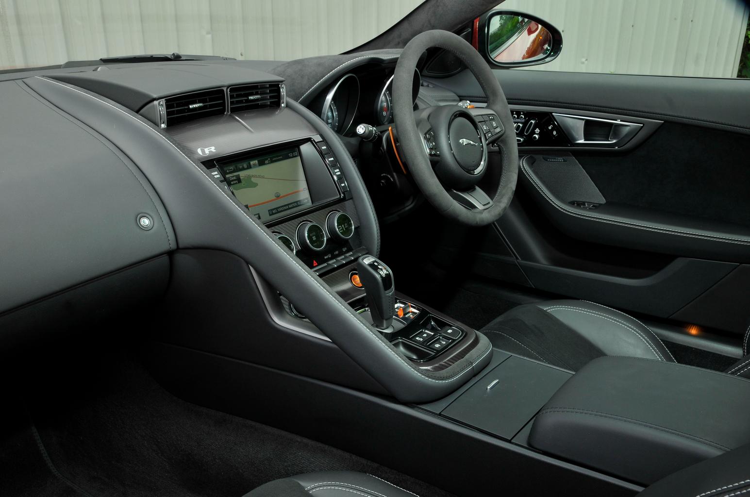 Used Jaguar F-Type Coupé 2014-2024 interior