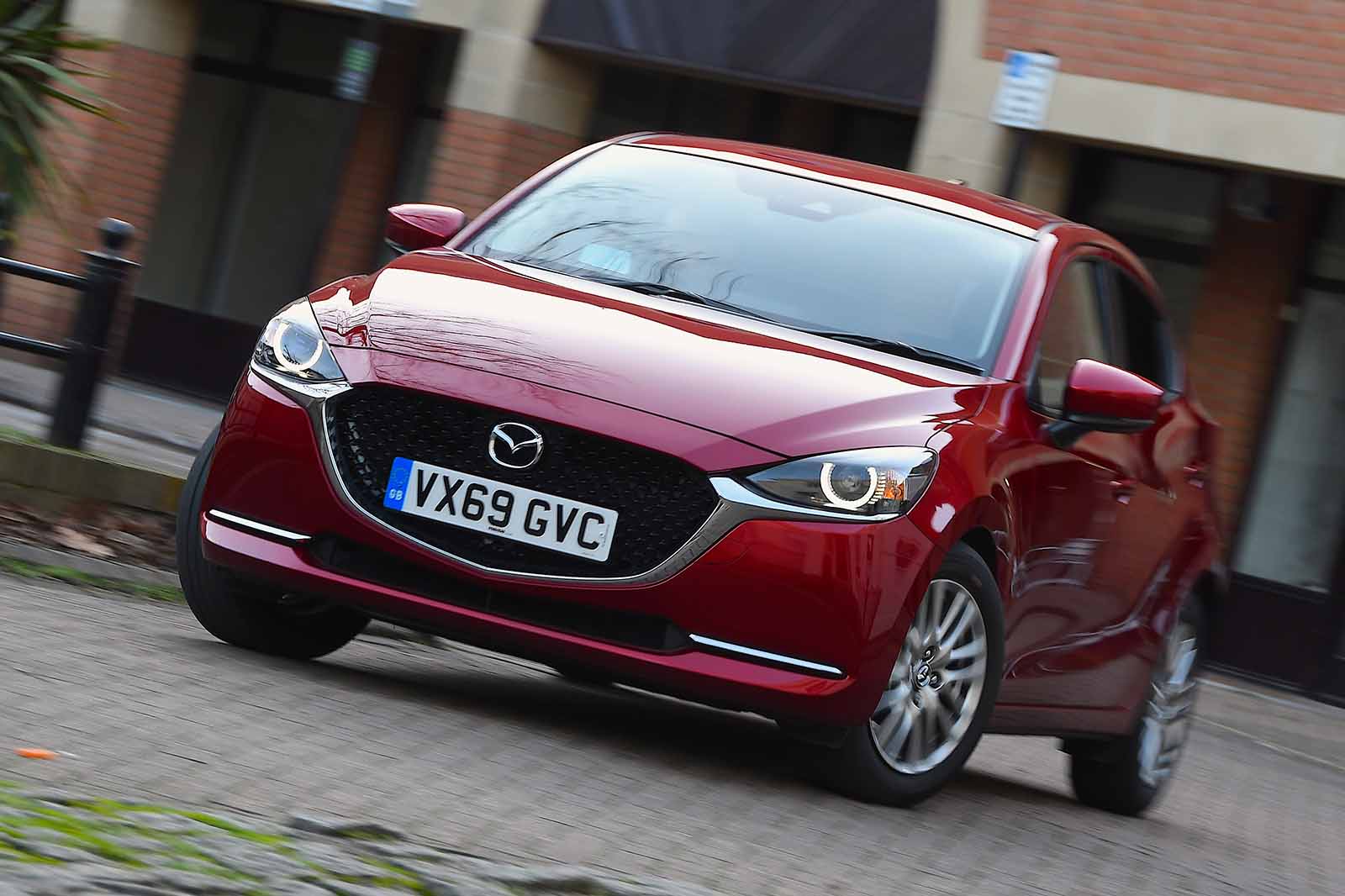 Used Mazda 2 2015-2025 front cornering RHD