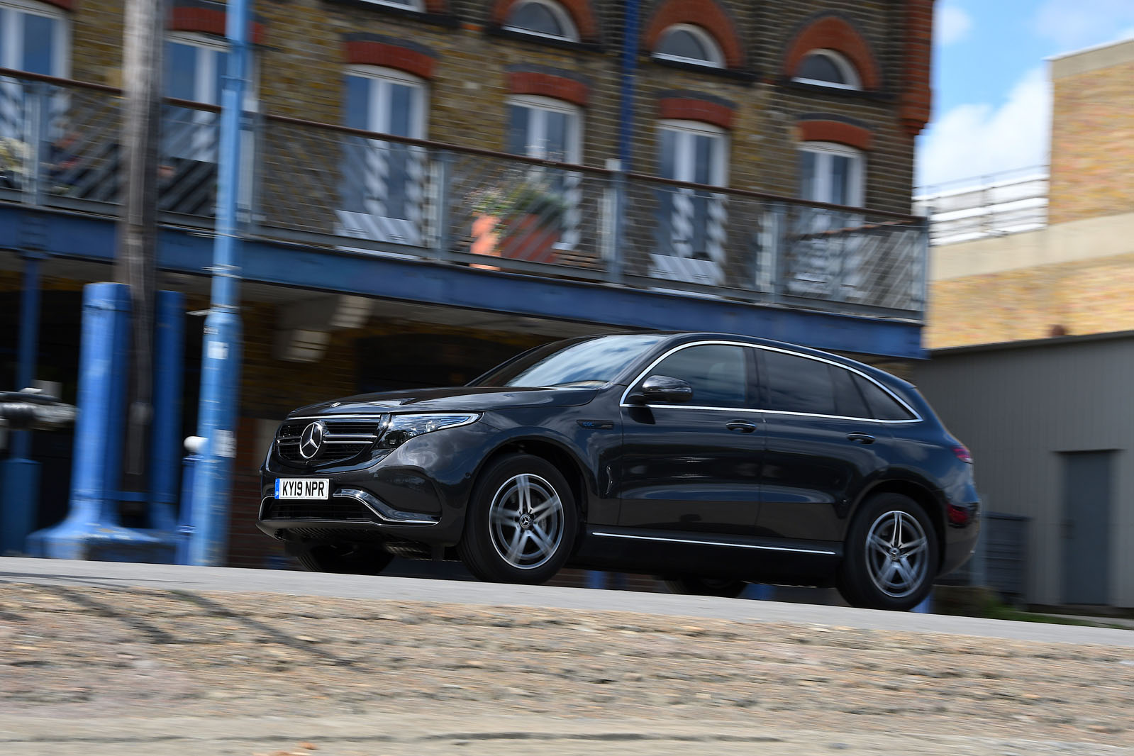 Used Mercedes EQC 2019-2024 driving