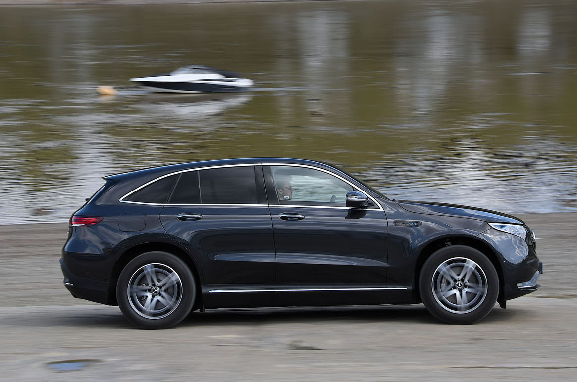 Used Mercedes EQC 2019-2024 side driving