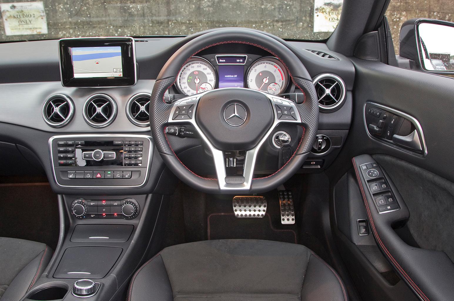 Used Mercedes-Benz CLA 2013-2019 dash