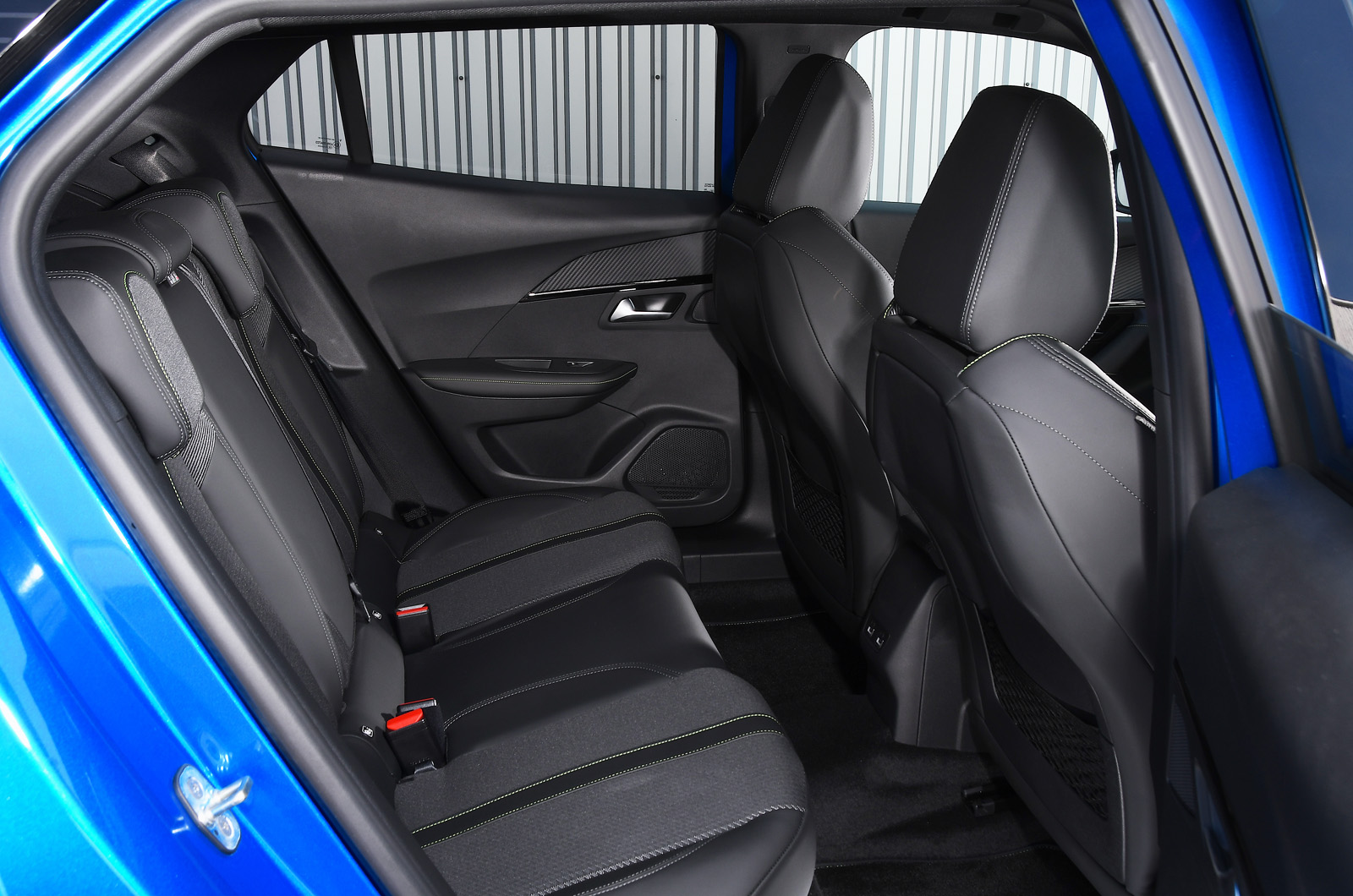 Used Peugeot 2008 2019-present rear seats