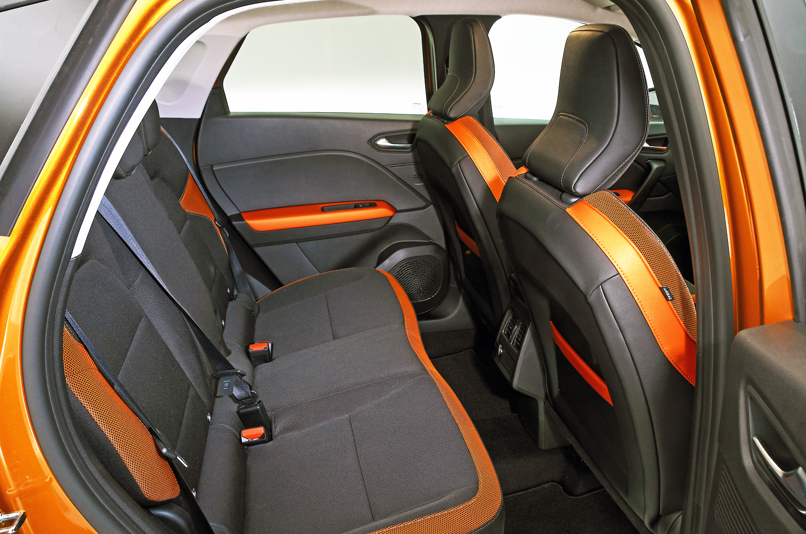 Used Renault Captur 2020-present rear seats 